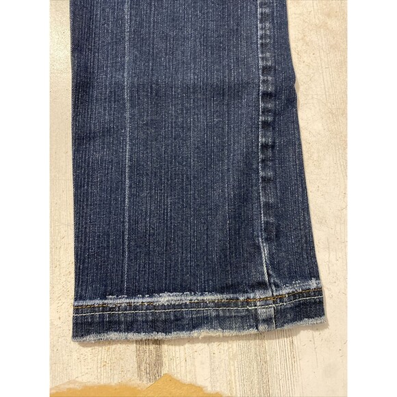DKNY Jeans Bootcut Leg Denim Women's Size‎ 8 Blue Mid Rise Mid Wash - Picture 3 of 8